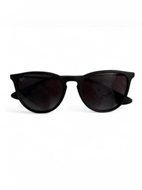Ray-Ban Black Round Frame Sunglasses